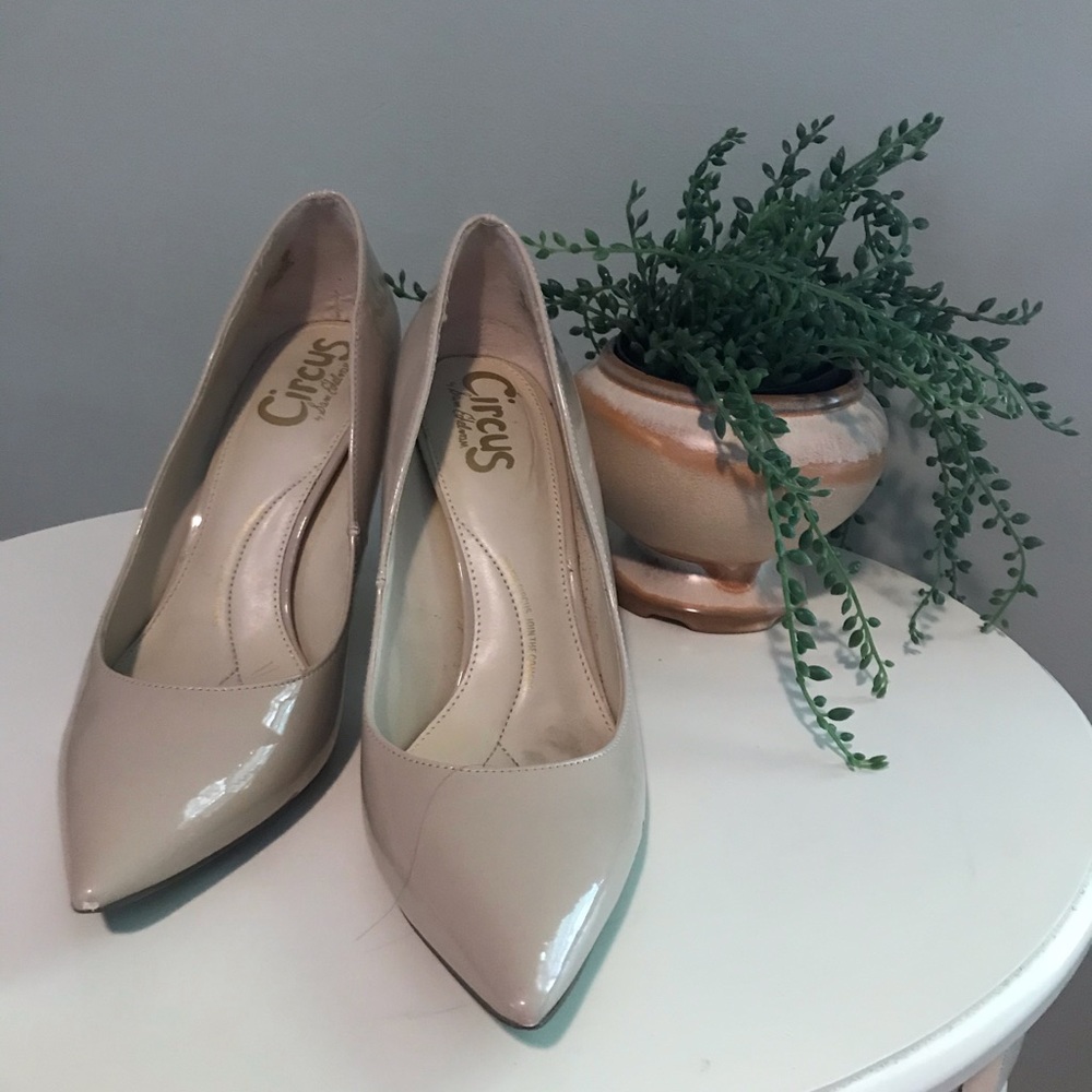 Circus by Sam Edelman Nude Closed Point Heels Sz 8